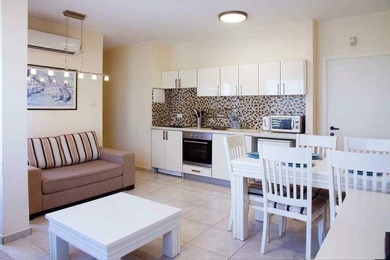 Apartments4You Bally Bat Yam Bagian luar foto