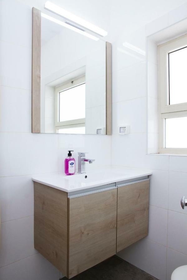Apartments4You Bally Bat Yam Bagian luar foto