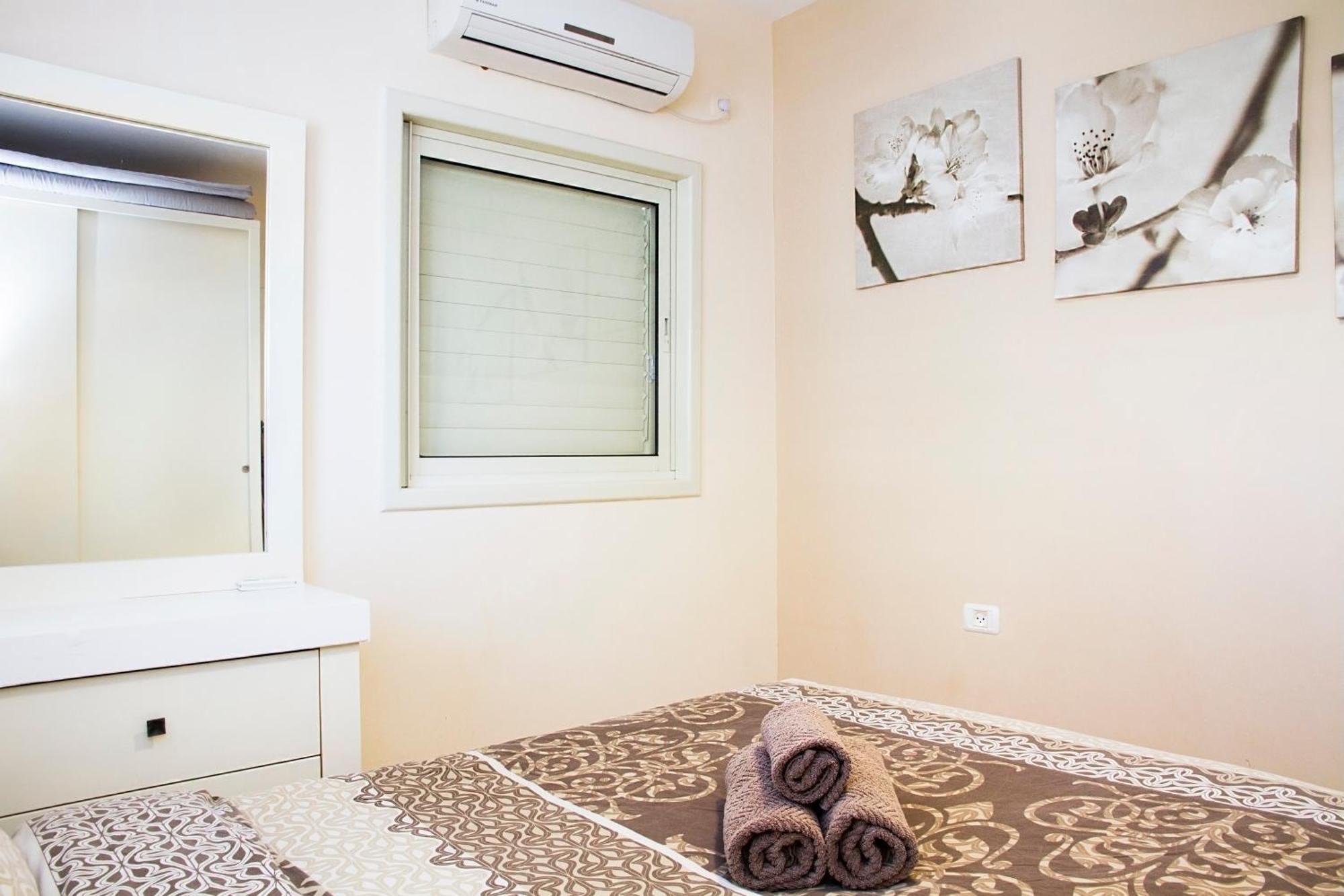 Apartments4You Bally Bat Yam Bagian luar foto